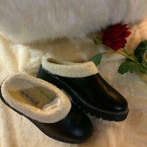 Olivia Miller Black Mules & Clogs with Cozy Lining